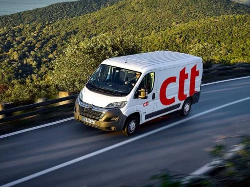 Carinha de entregas dos CTT